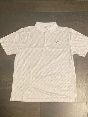 Callaway White Men’s Short-Sleeve Golf Polo with Micro Dot Texture
